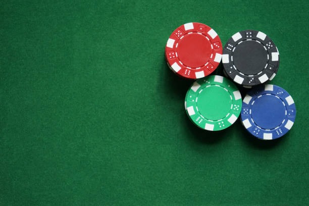tahuplay interface comparison: native app vs mobile browser on iPhone and Android